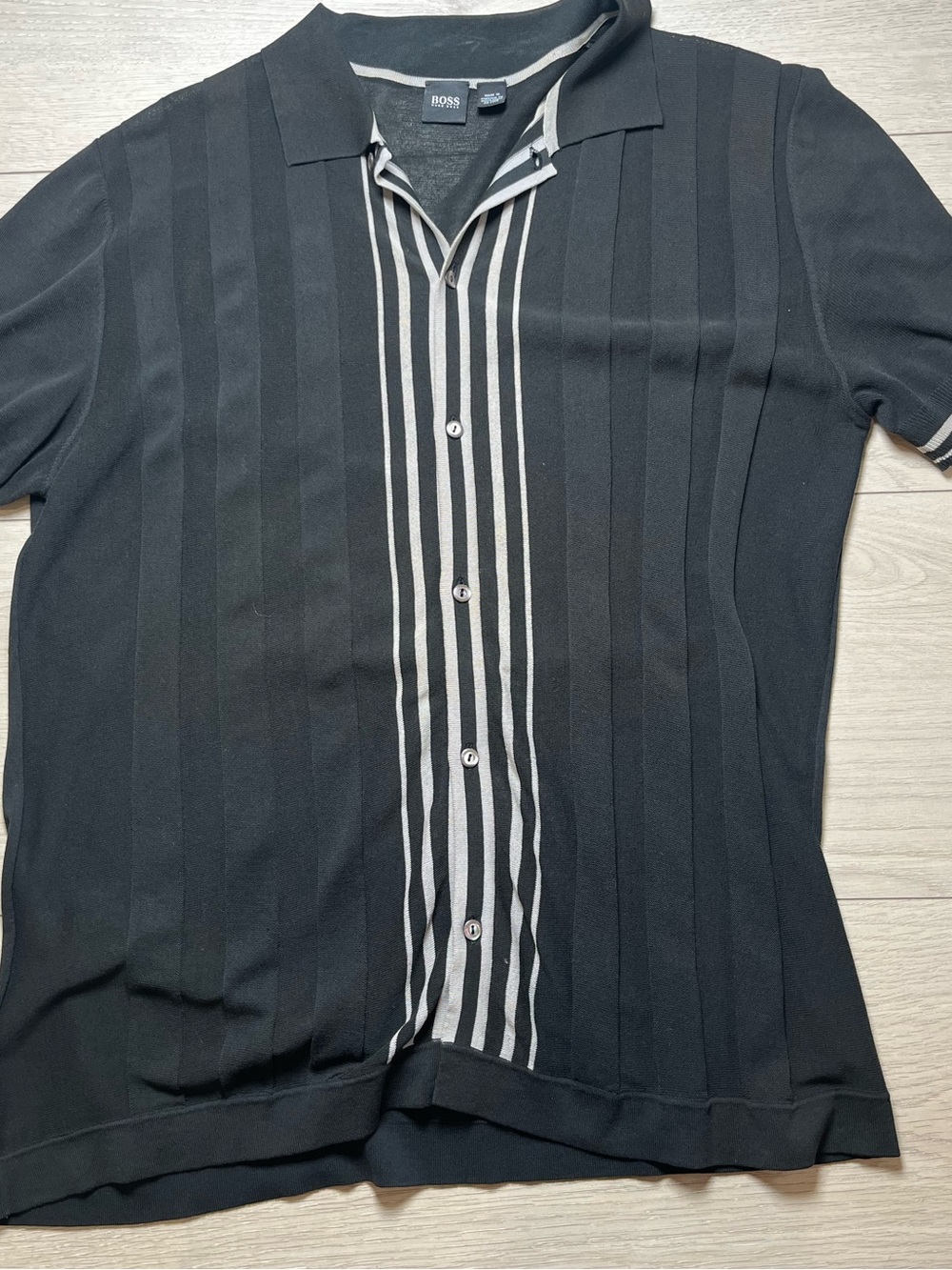 BOSS Black Button-Front Short Sleeve Knit Shirt with White Striped button down L